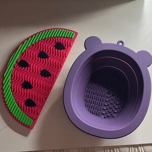Watermelon and Bear Silicone makeup brush cleaners